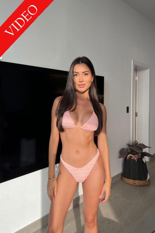 Ibiza tops - Escorts - KARINA
